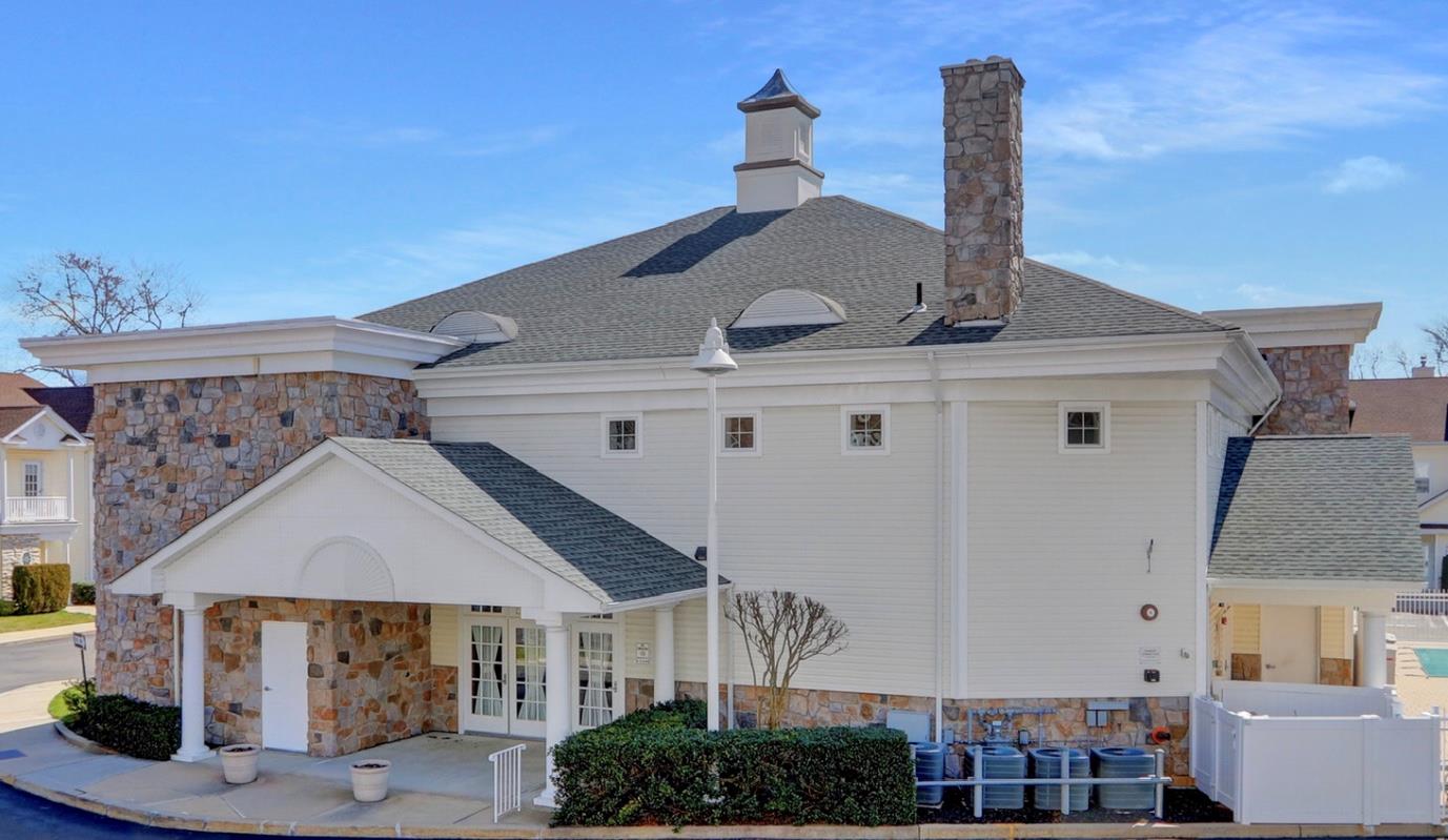 606 Narragansett Villas Drive #606, Lindenhurst, New York image 14