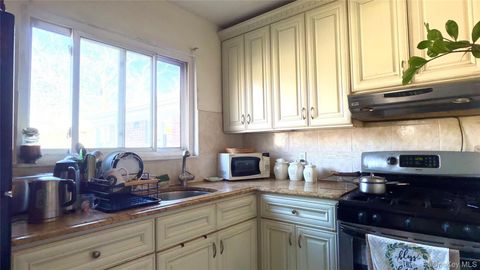 196-40 Pompeii Avenue 2 Hollis NY 11423