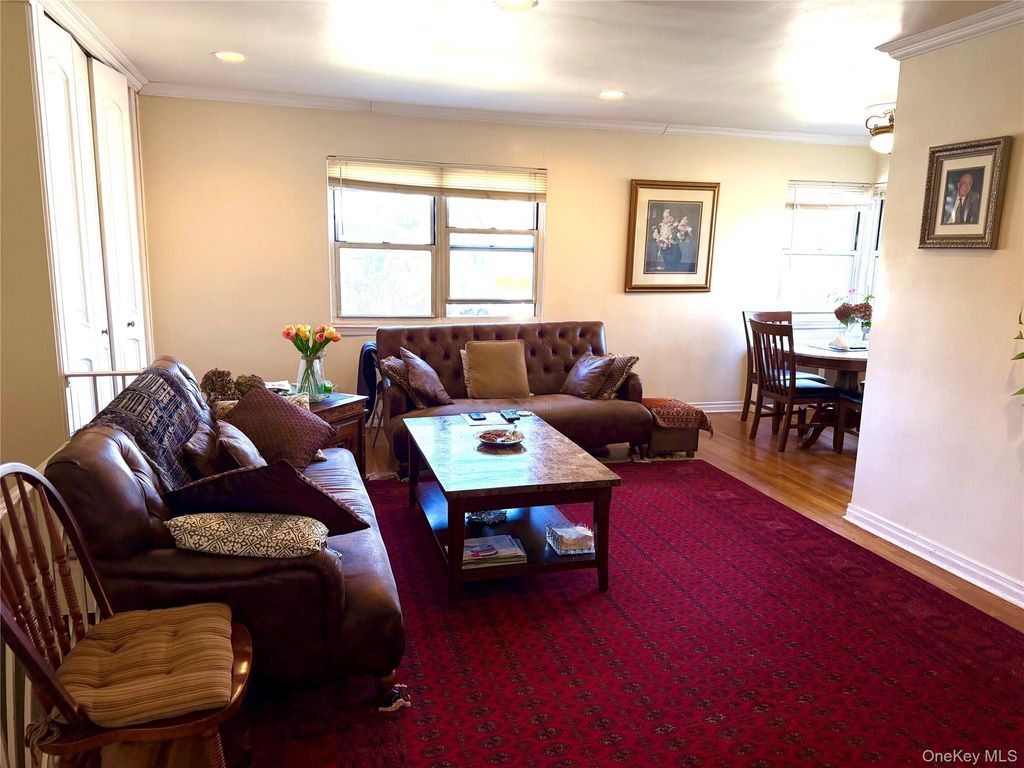 Photo of 196-40 Pompeii Avenue #2, Hollis, NY 11423 (MLS # 951437)