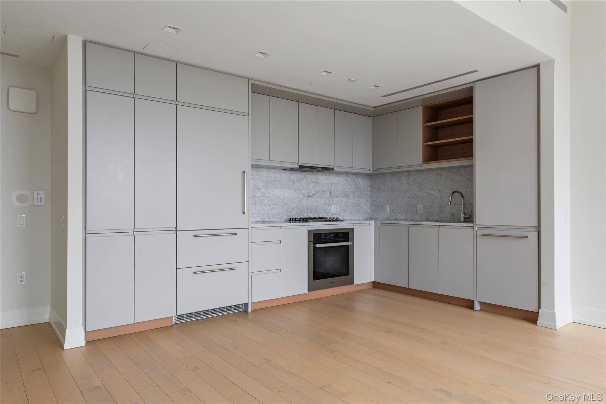 550 Vanderbilt Avenue Avenue 915