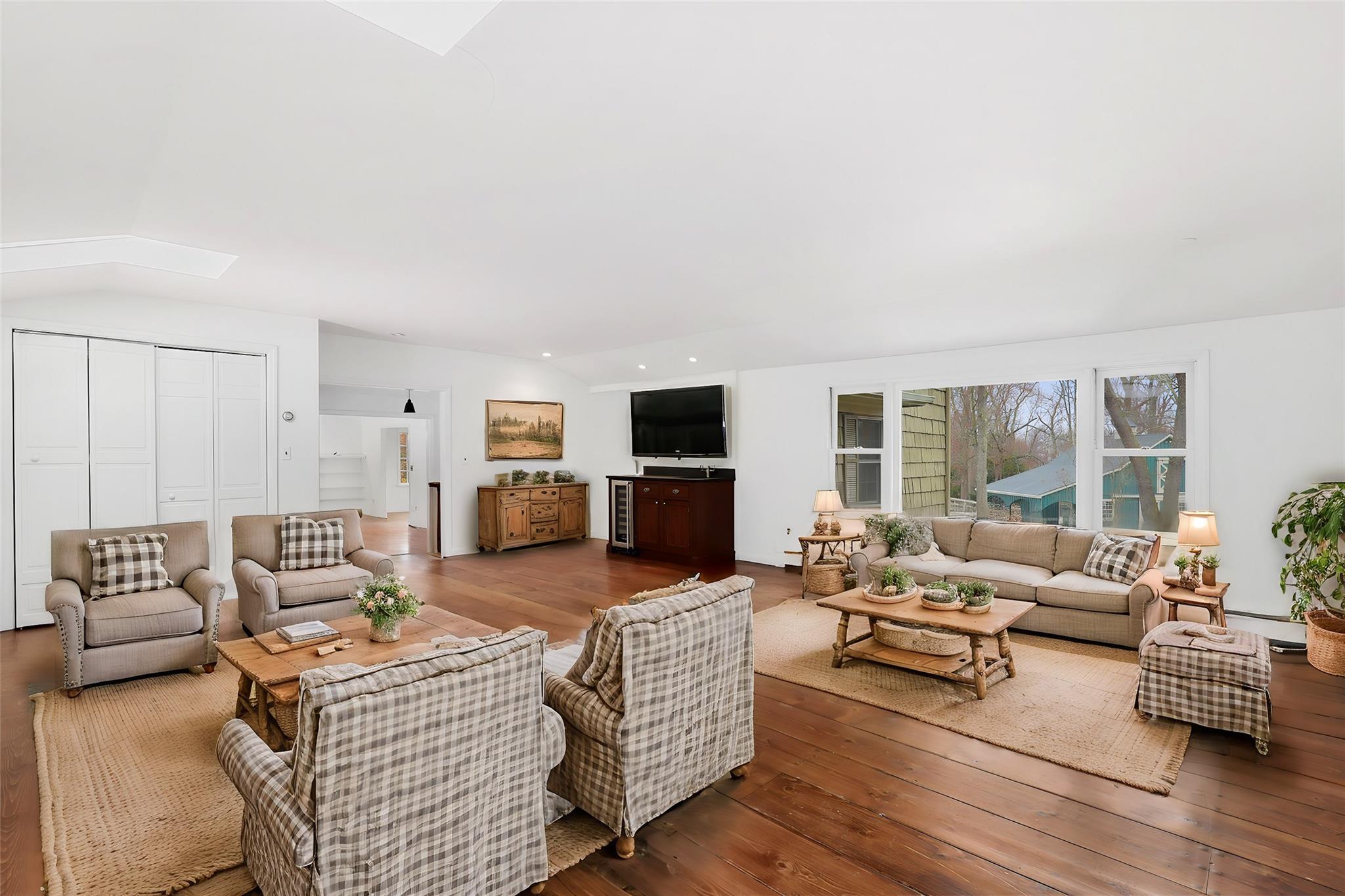 212 Hunt Lane, North Salem, New York image 8