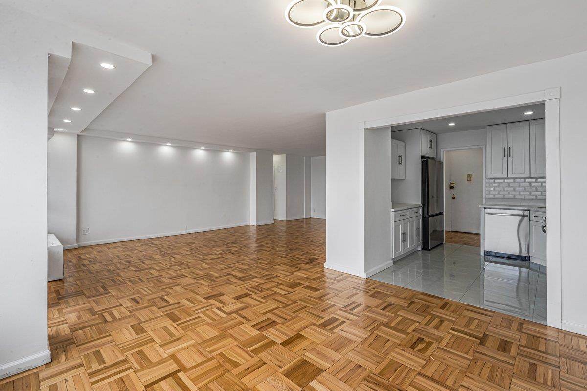 166-25 Powells Cove Boulevard 16K