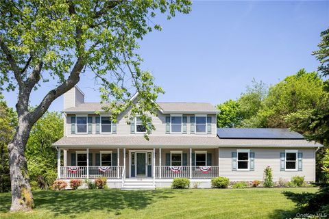 Homes For Sale - 1705 Kerwin Boulevard<br/> Greenport, NY 11944