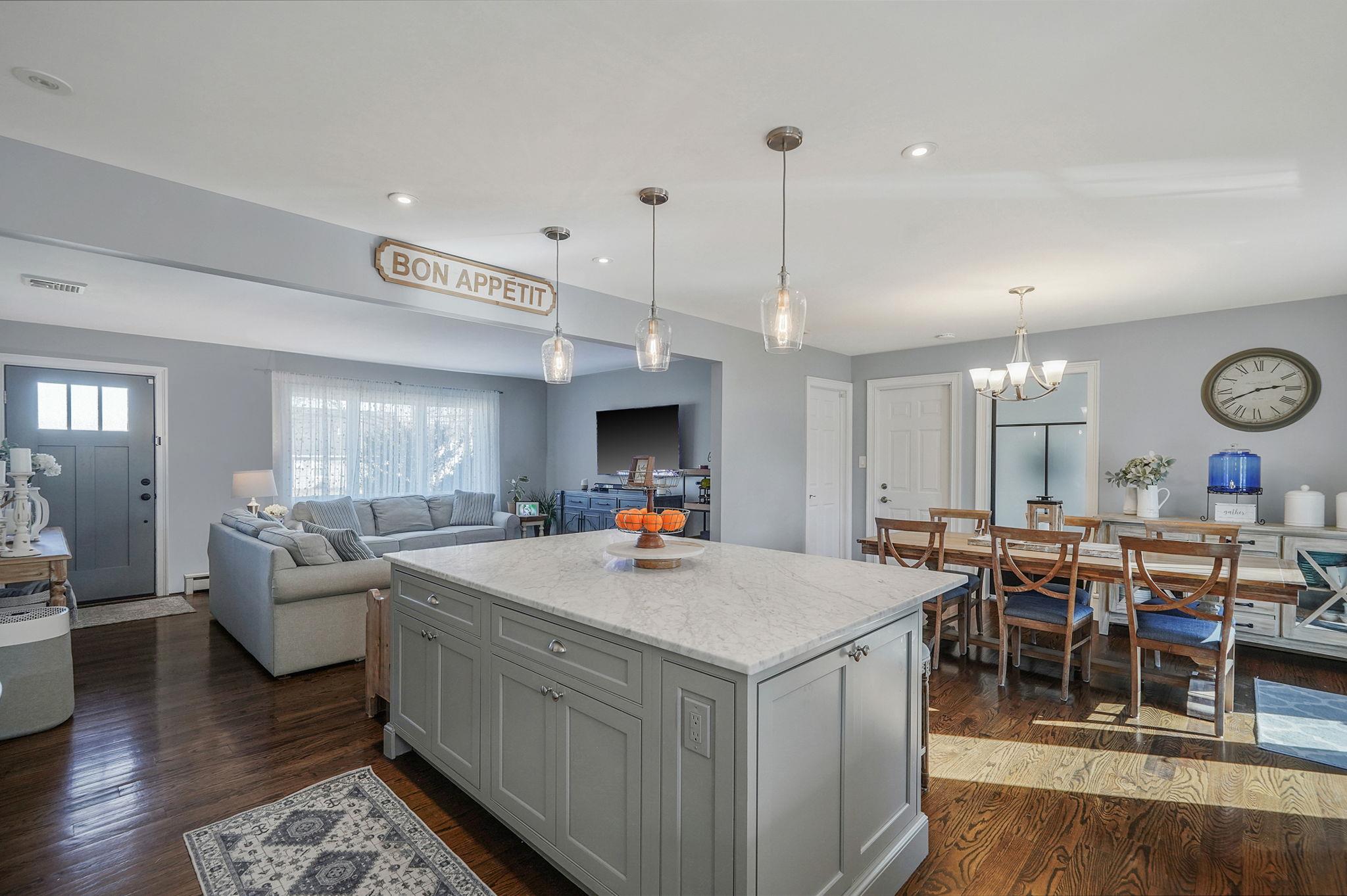 1210 Saxon Avenue, Bay Shore, New York image 6