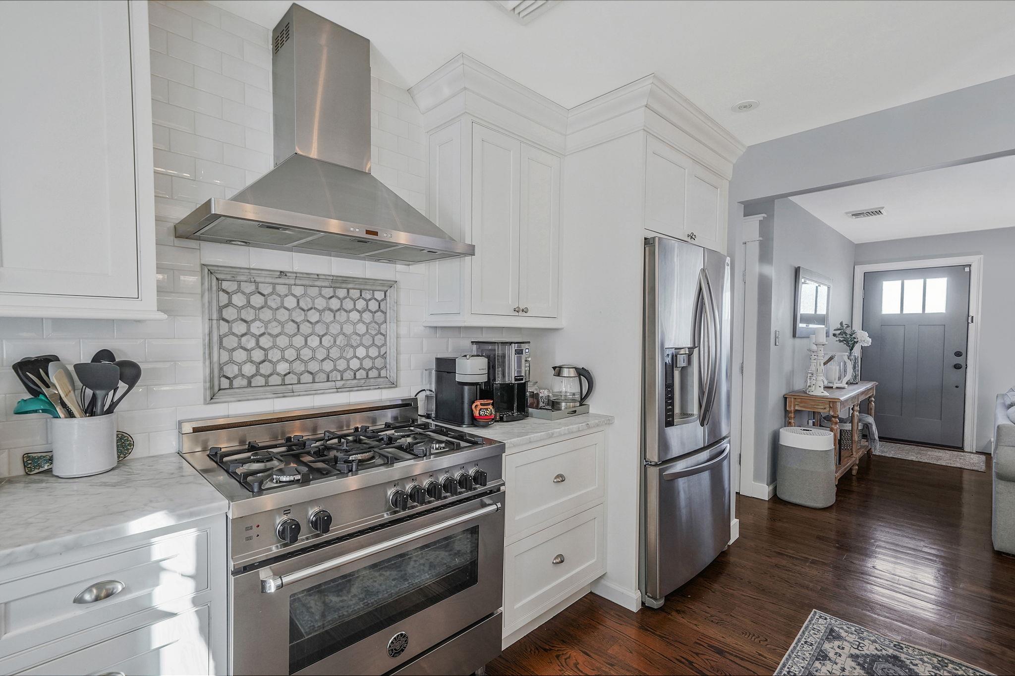 1210 Saxon Avenue, Bay Shore, New York image 4