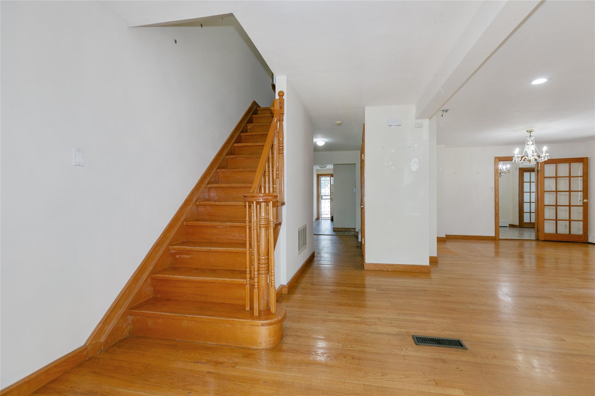 3 Franklin Road, Great Neck, New York image 5