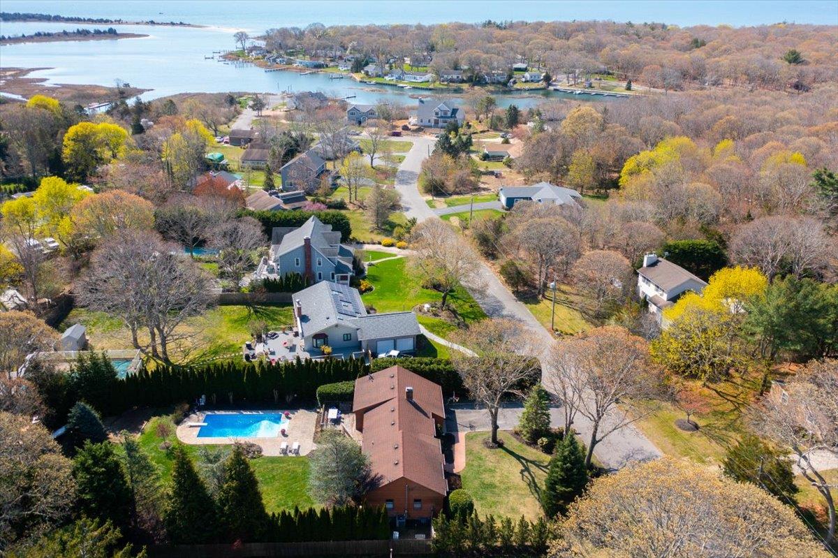 515 Corey Creek Lane, Southold, New York image 11