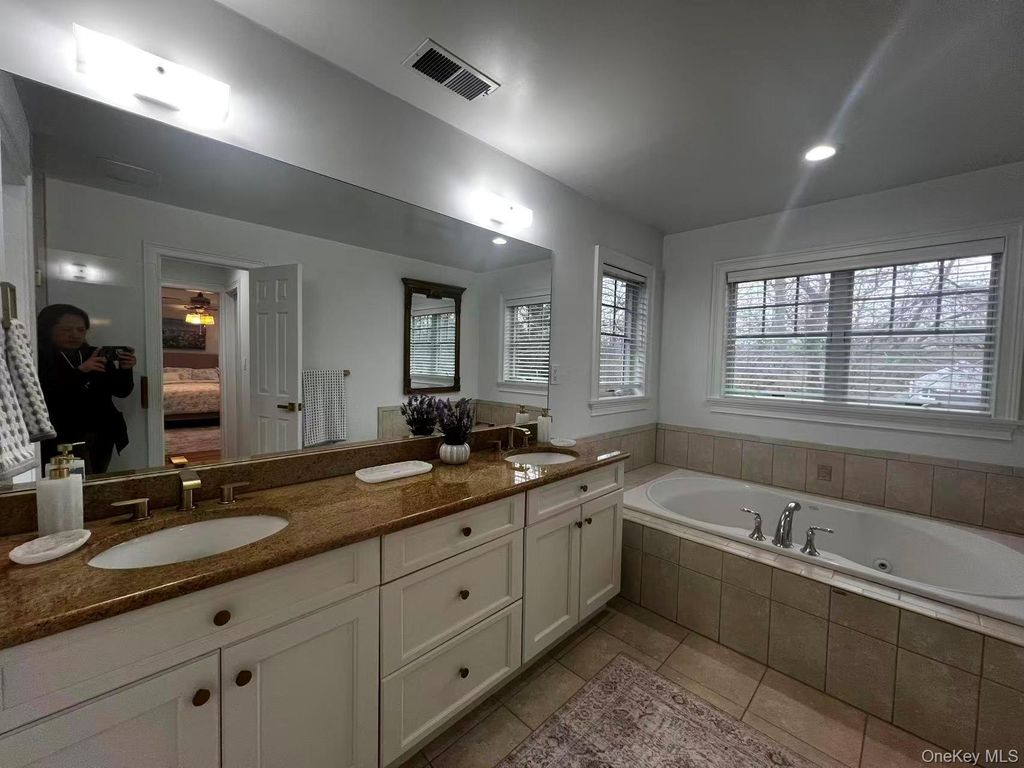 Photo of 17 Nadworny Lane, Stony Brook, NY 11790 (MLS # 979976)