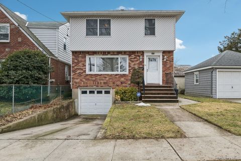 174 Bellmore Street Floral Park NY 11001