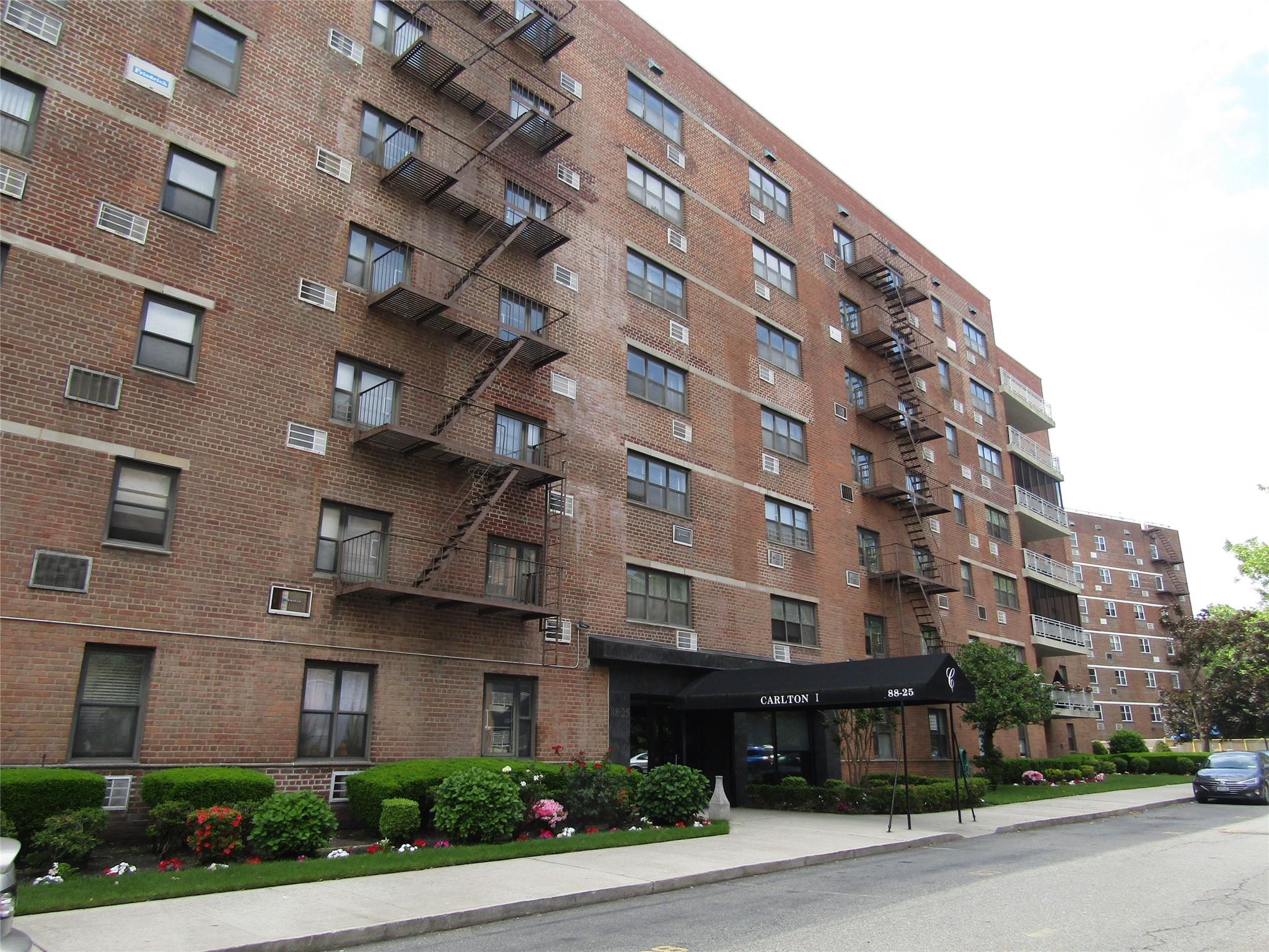 Property for Sale at 155th Ave 2M, Howard Beach, Queens, NY - Bedrooms: 1 
Bathrooms: 1 
Rooms: 3  - $229,000