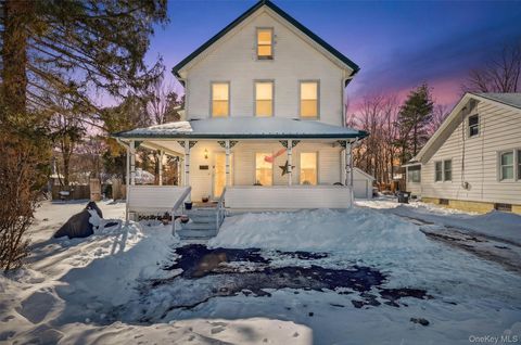 8 Bartlett Street Ellenville NY 12428