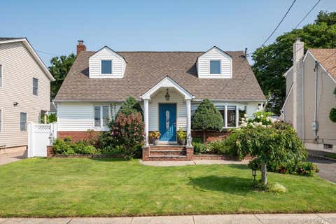 Homes For Sale - 944 Cathedral Avenue<br/> Franklin Square, NY 11010