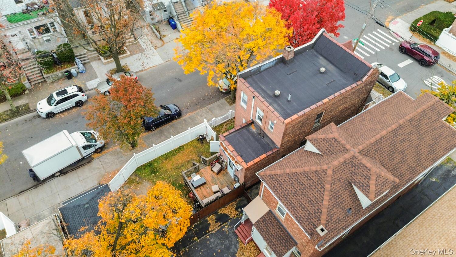 1352 Hollywood Avenue