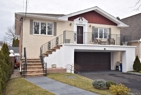 293 85th Avenue, Floral Park, NY 11001 - MLS#: 949711