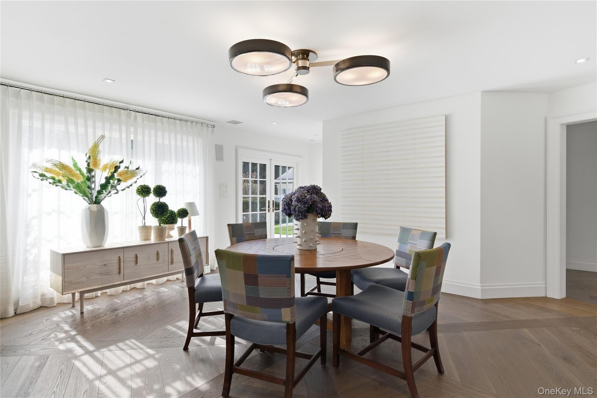 17 Quaker Ridge Road