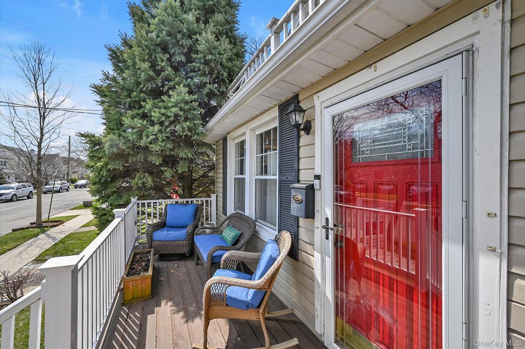 Photo of 33-40 170th Street, Flushing, NY 11358 (MLS # 976591)