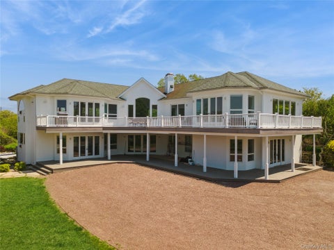 Homes For Rent - 83 Prospect Hill Lane<br/> Montauk, NY 11954
