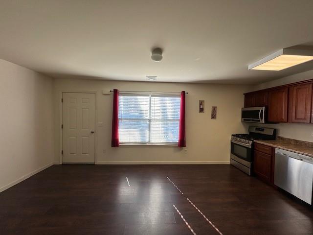 2870 Grand Avenue #8, Baldwin, New York image 22