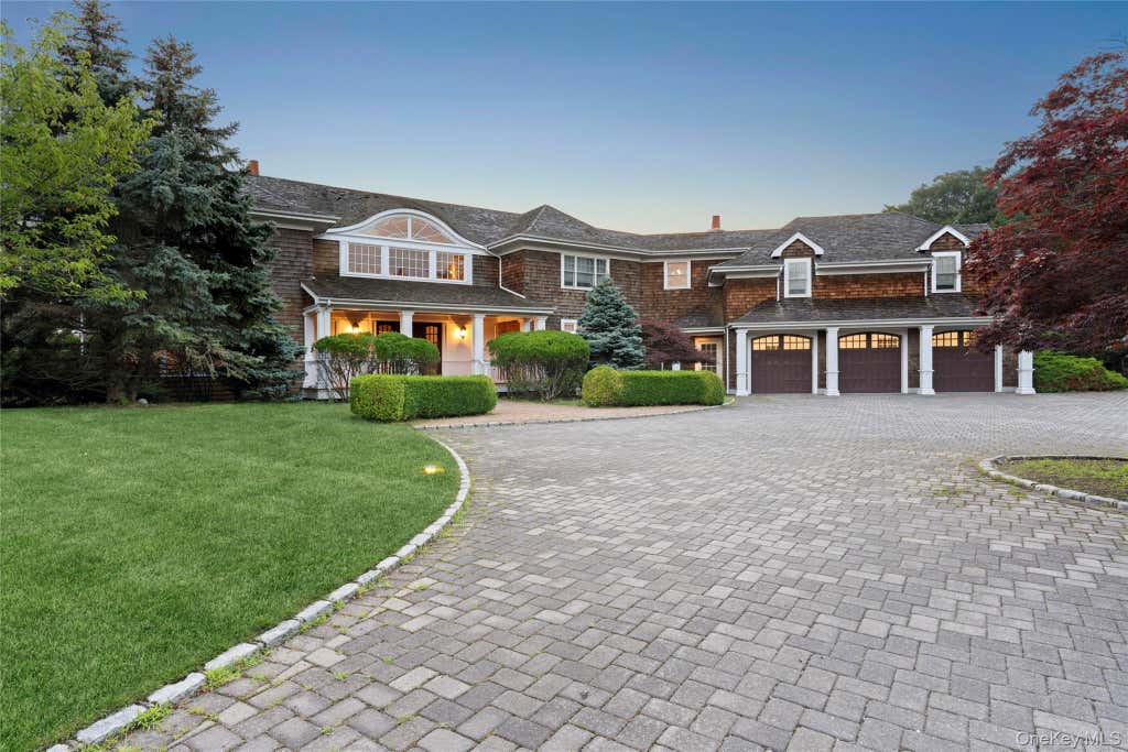 Photo of 19 Jagger Lane, Westhampton, NY 11977 (MLS # 1033957)