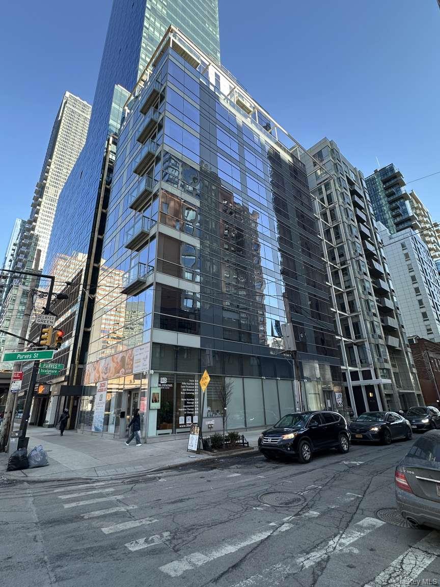 MLS: 989137