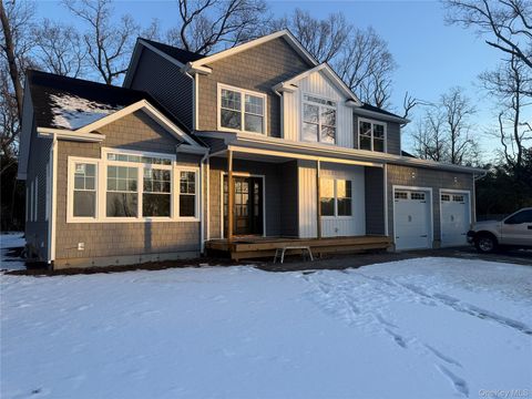 4 Lotto Court Lake Grove NY 11755