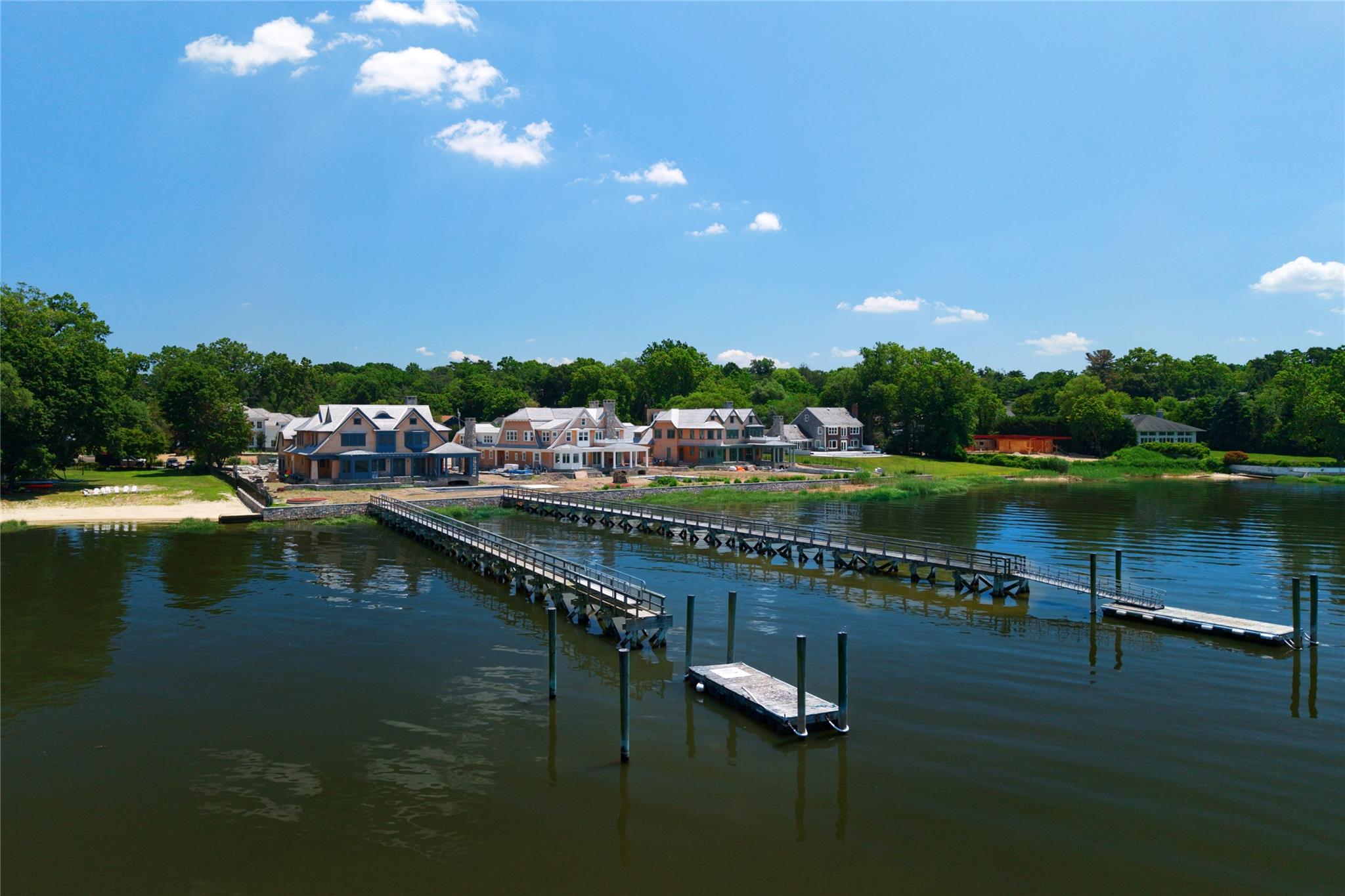 71 Lake Road