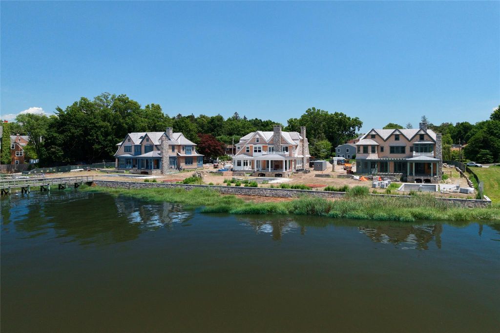 Photo of 71 Lake Road, Manhasset, NY 11030 (MLS # 880454)