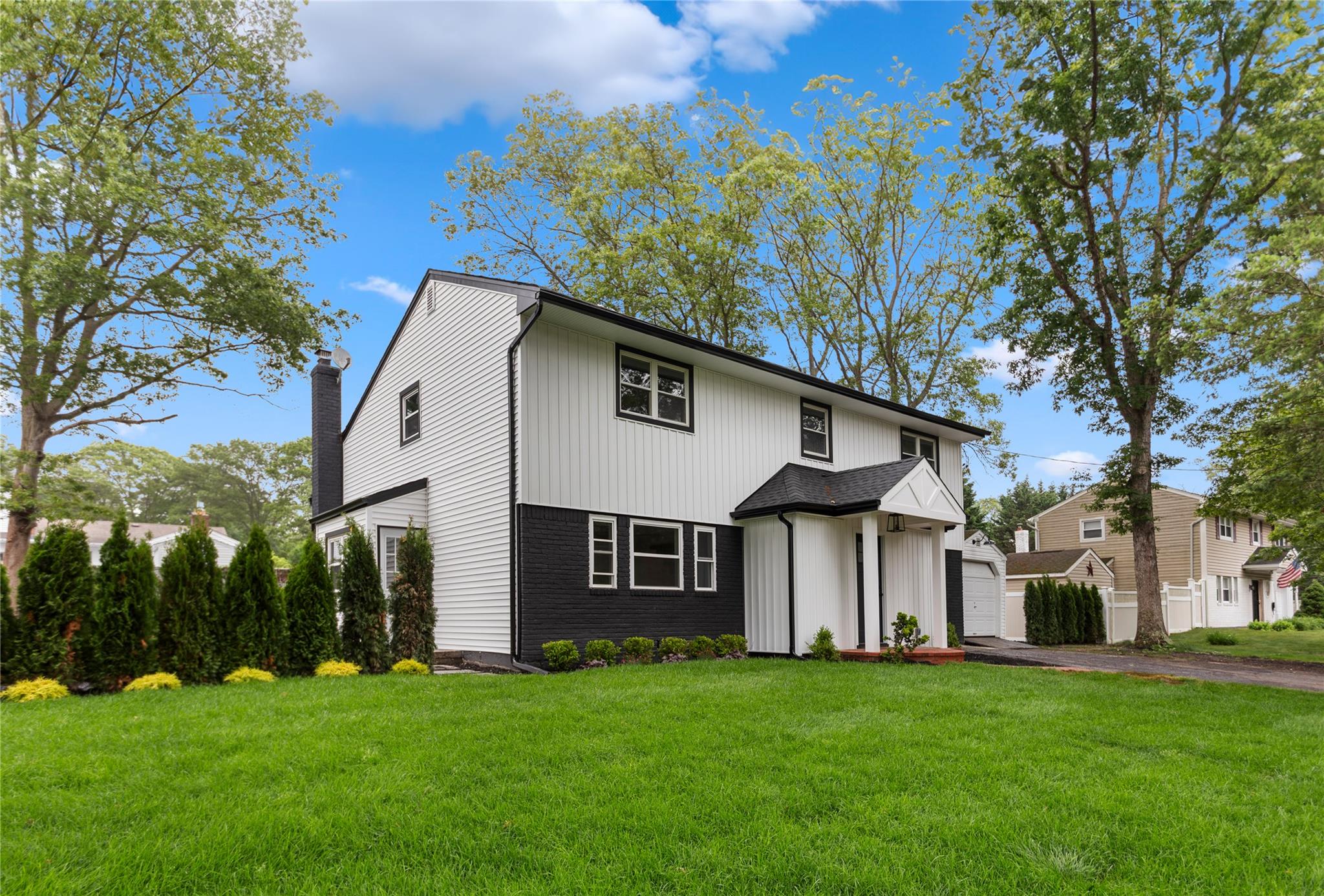105 Julbet Drive