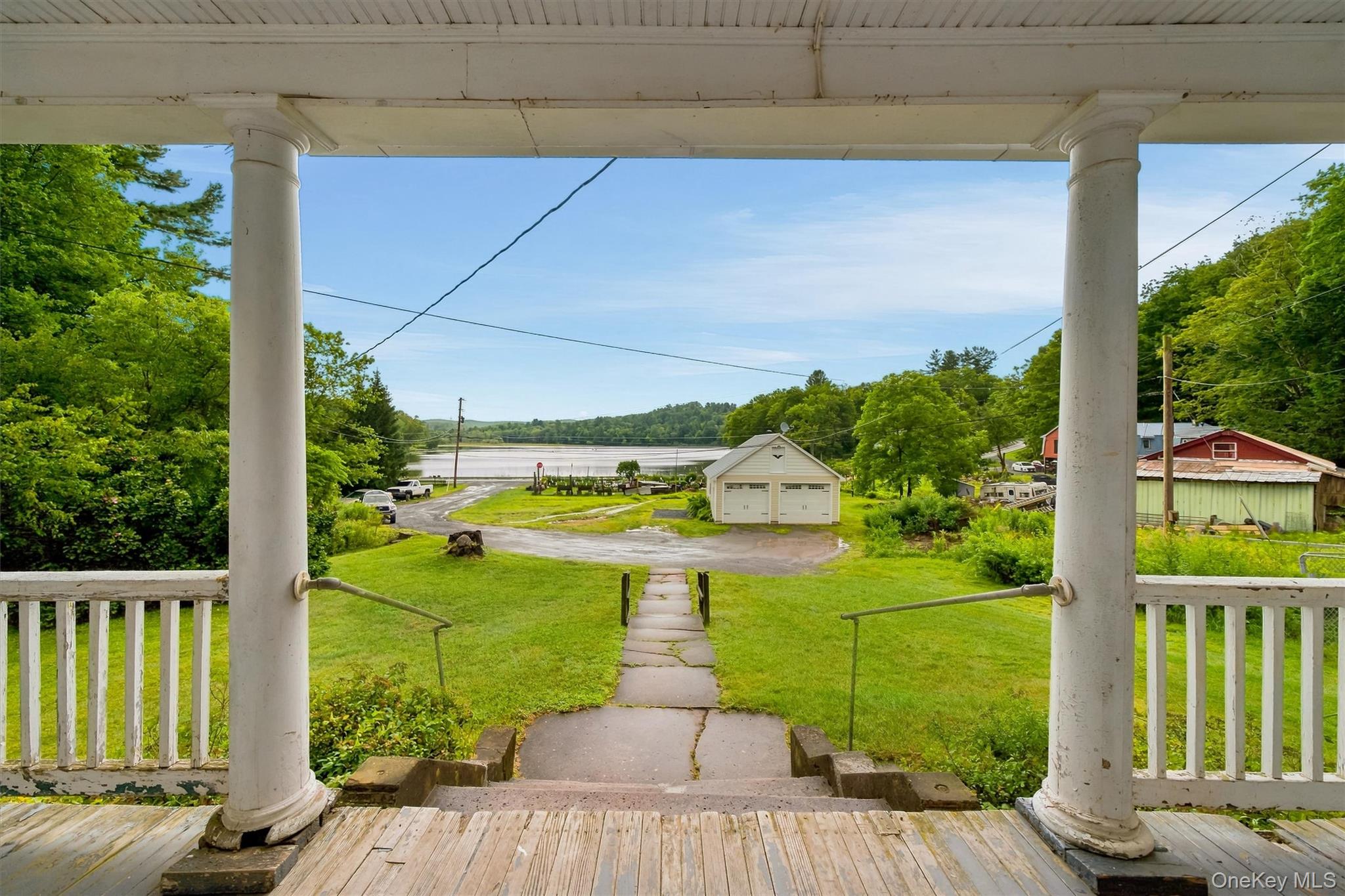 8 Norris Drive