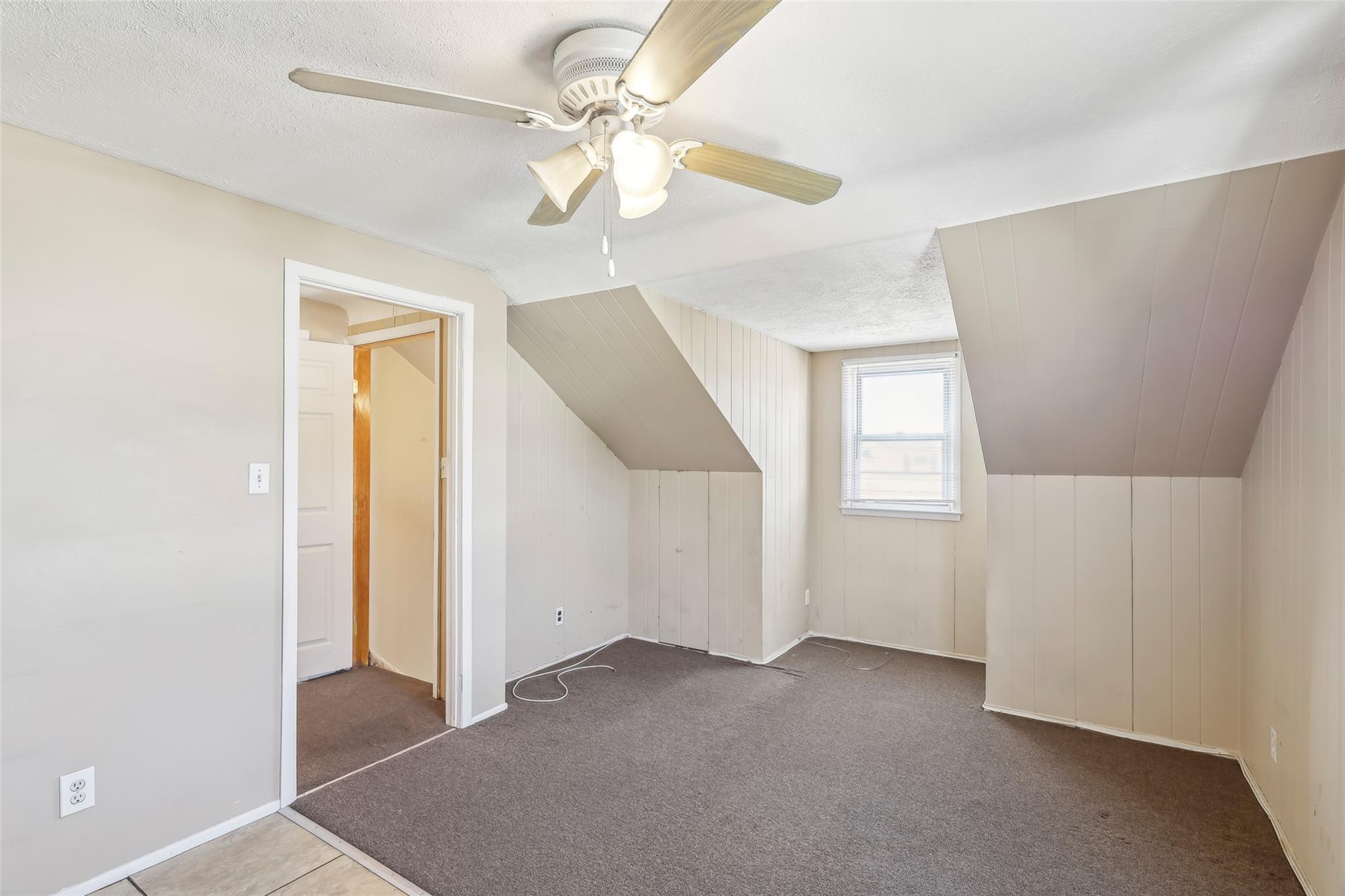 188 N 3rd Street, Bethpage, New York image 25