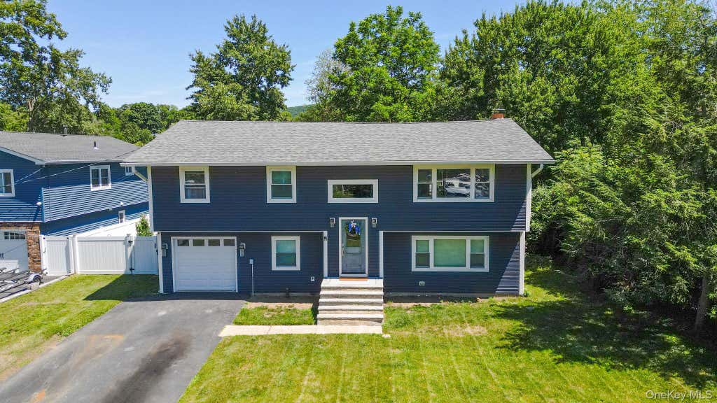 Photo of 36 Lakewood Road, Greenwood Lake, NY 10925 (MLS # 1037531)