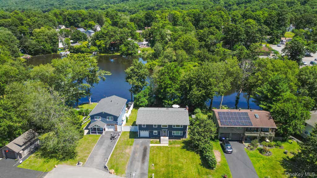 Photo of 36 Lakewood Road, Greenwood Lake, NY 10925 (MLS # 1037531)