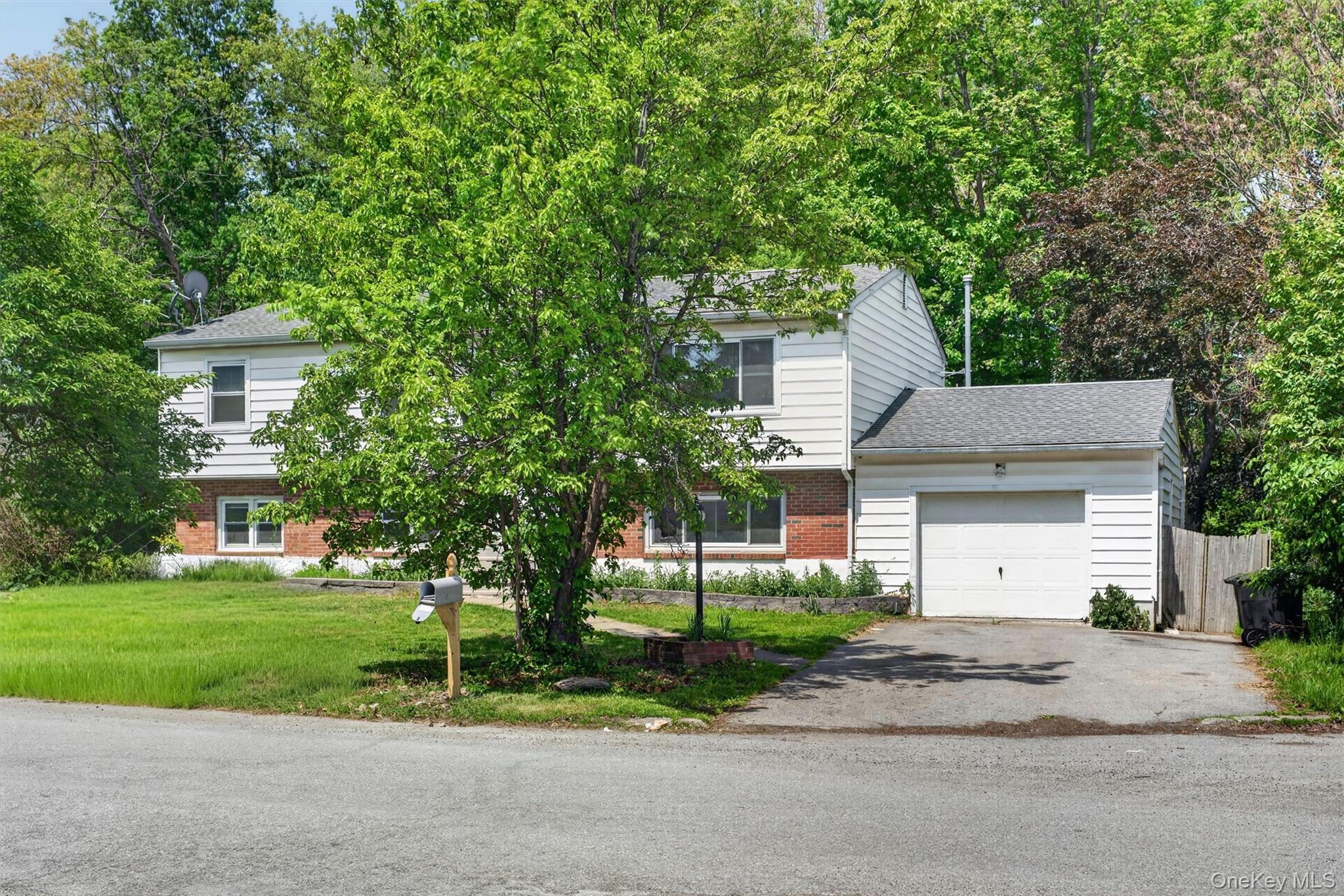 129 Vails Gate Heights Drive