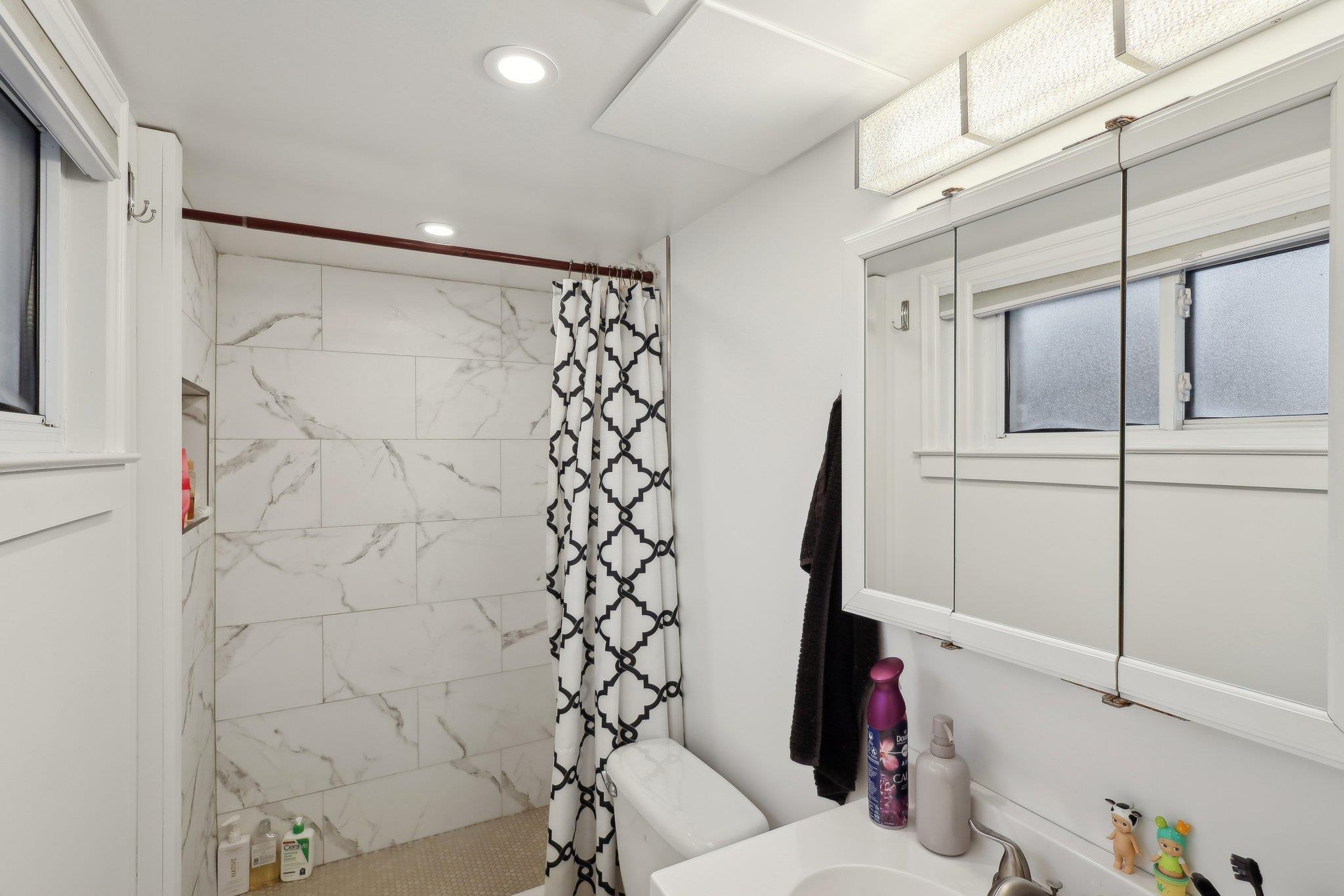 4 Hawthorne Street, Farmingdale, New York image 30