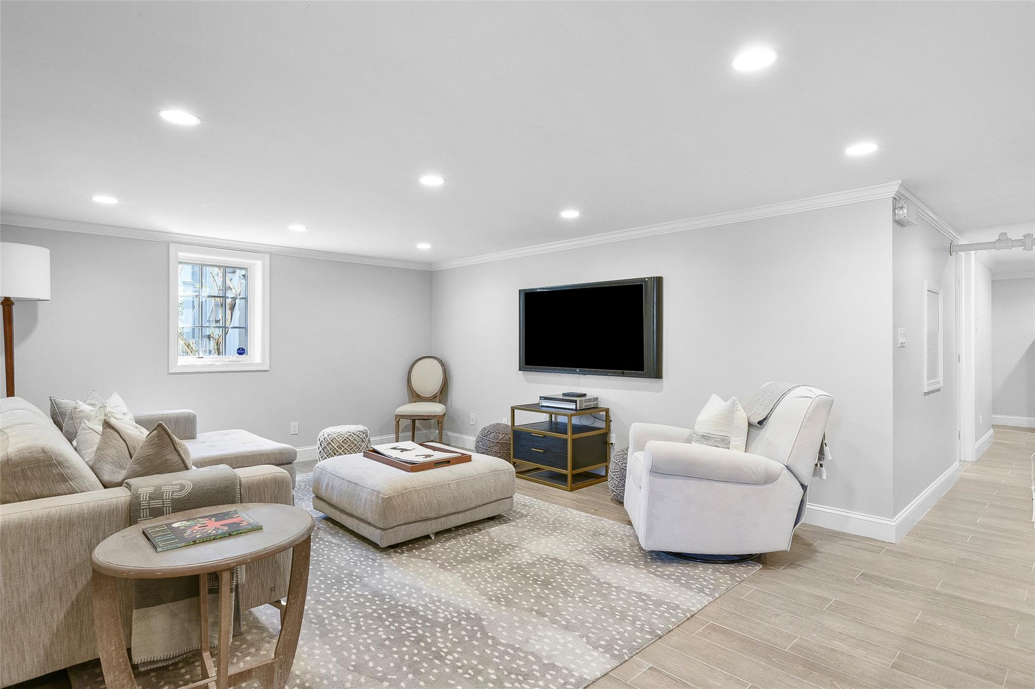 6 Highwood Avenue, Larchmont, New York image 39