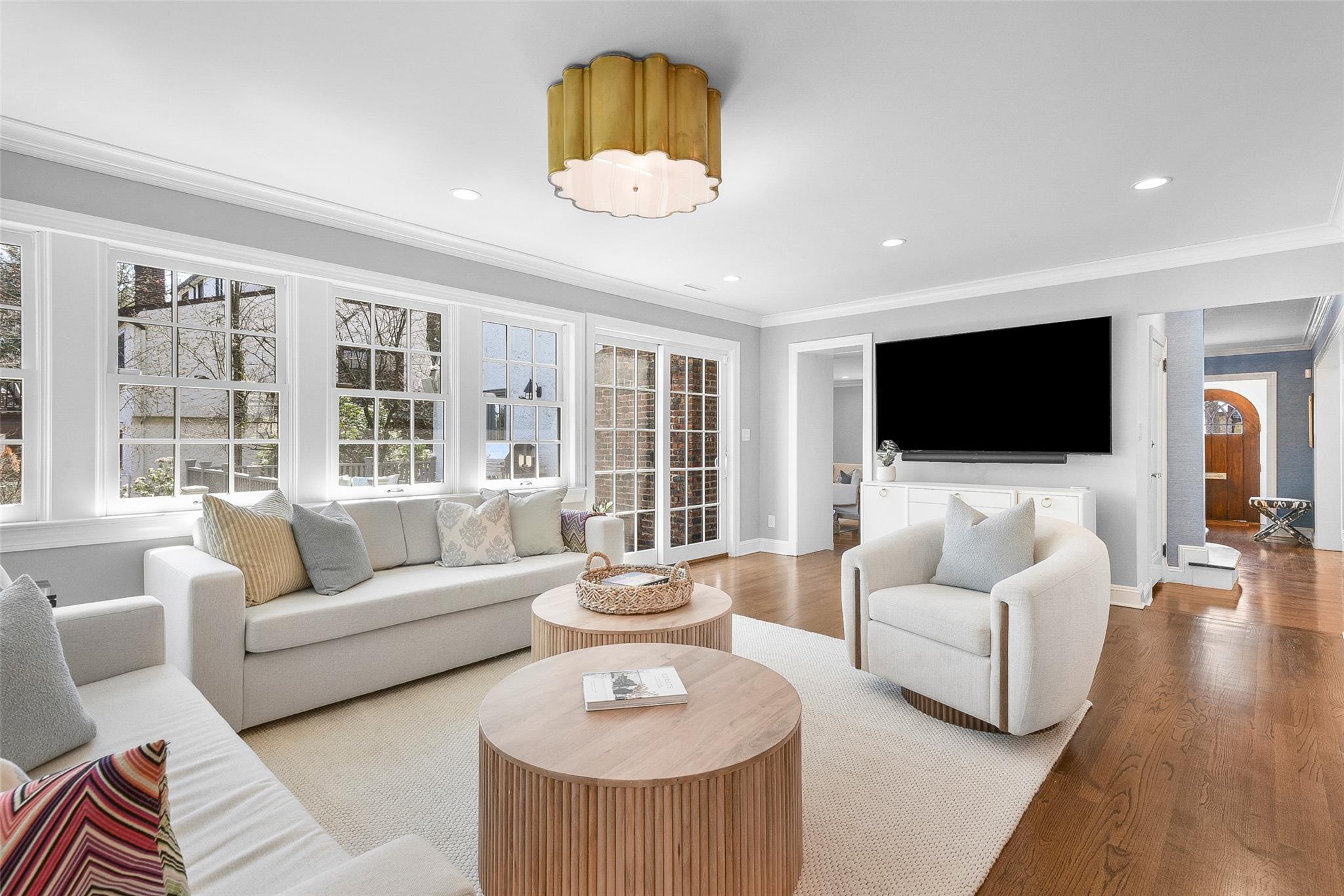 6 Highwood Avenue, Larchmont, New York image 18