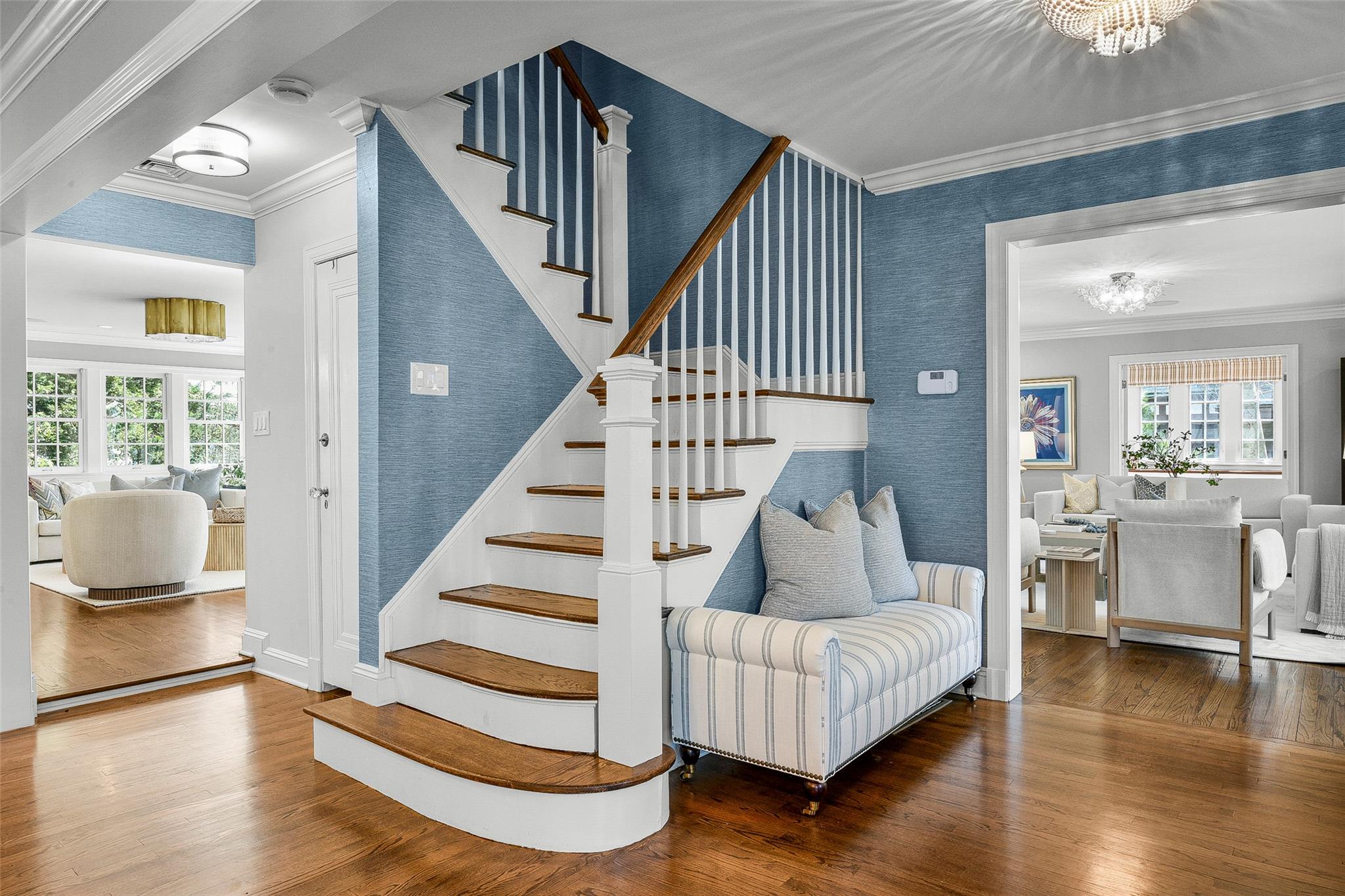 6 Highwood Avenue, Larchmont, New York image 3