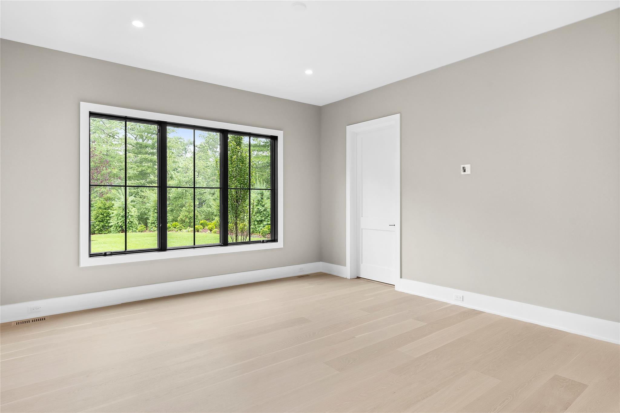 12 Rolling Wood Lane
