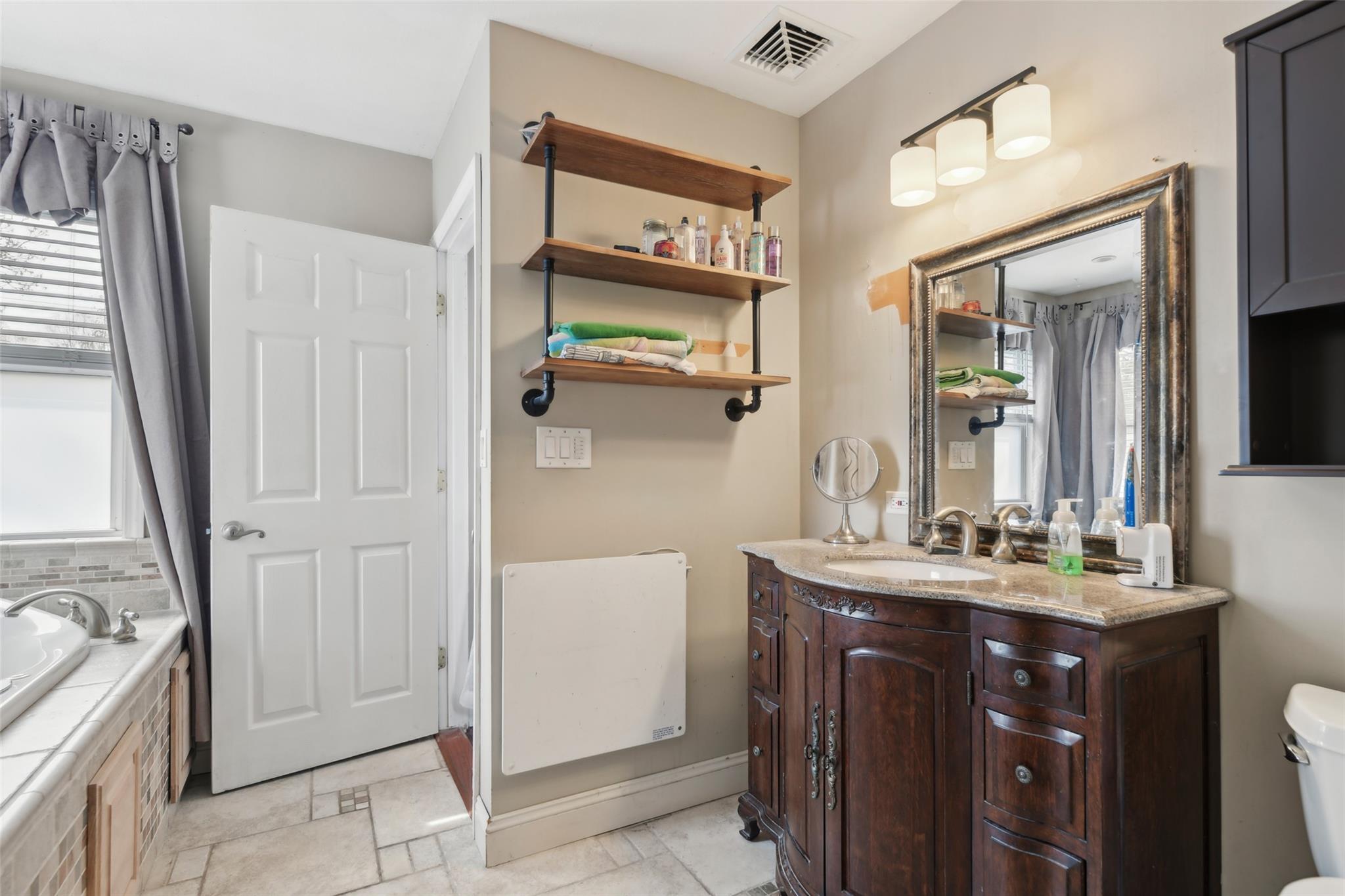 3 Bayard Street, Lake Grove, New York image 13