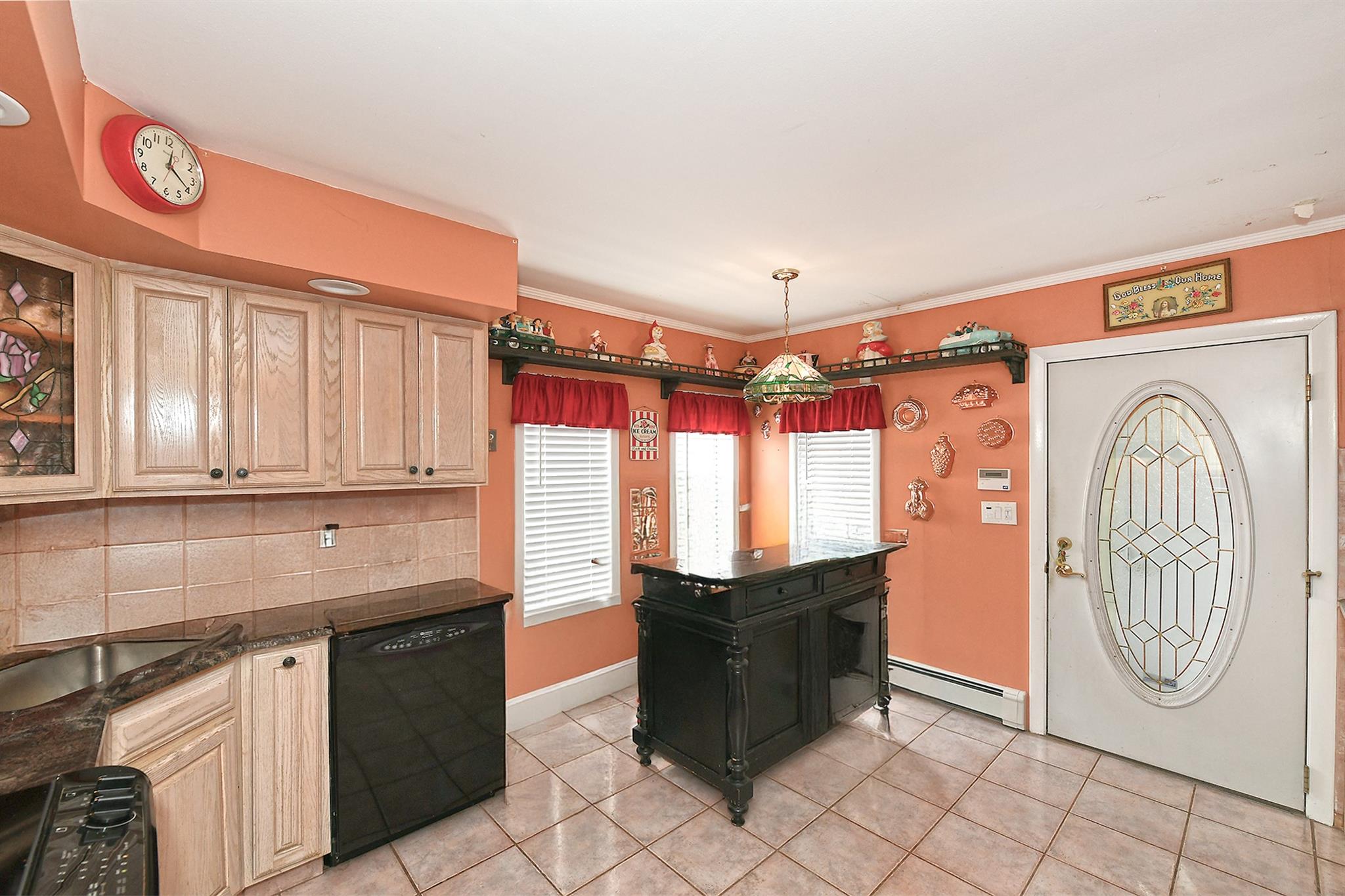 265 Orchid Road, Levittown, New York image 4