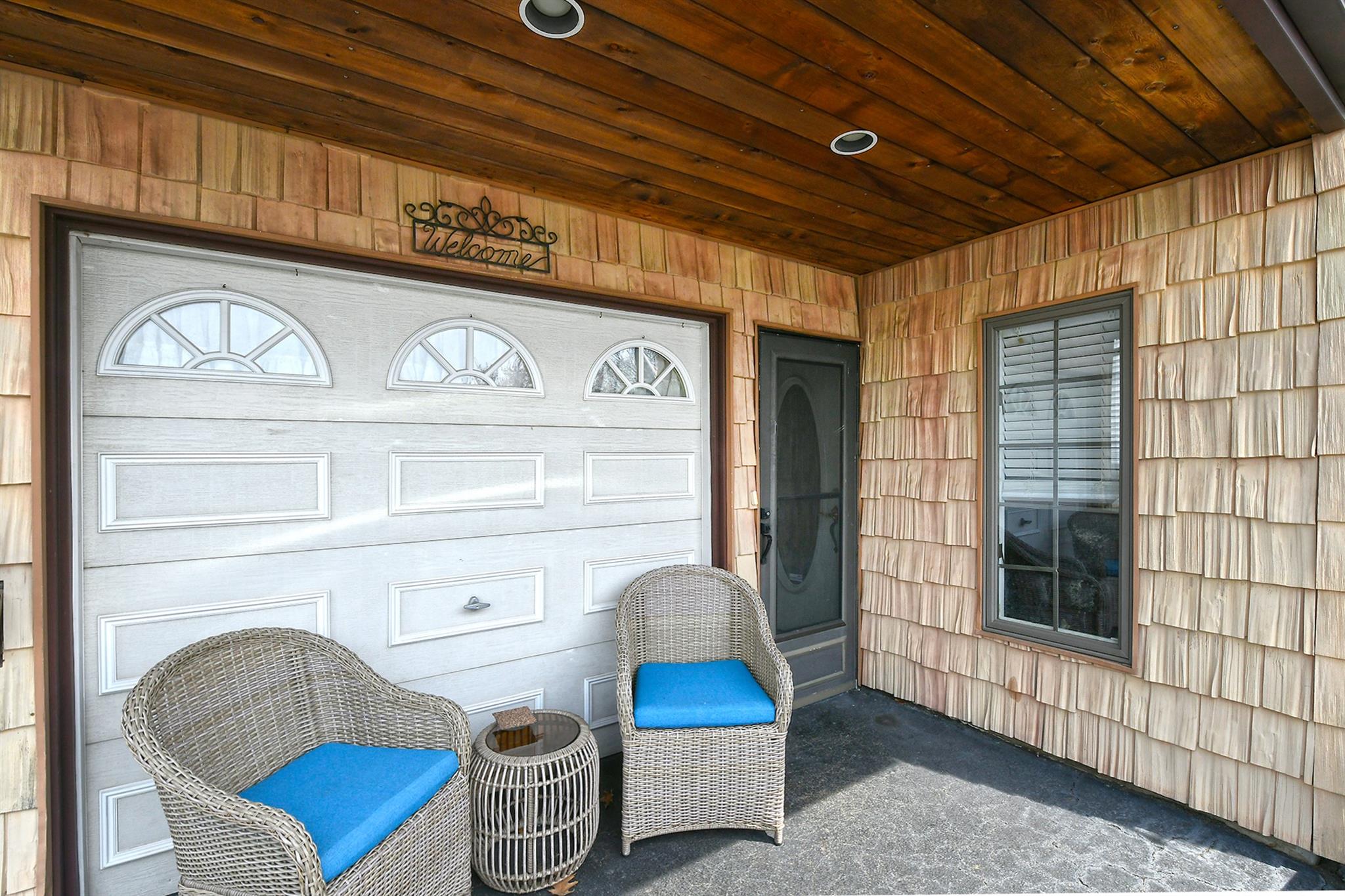 265 Orchid Road, Levittown, New York image 3