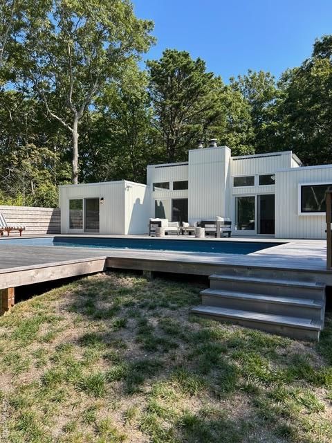 14 Park Circle Quogue NY 11959