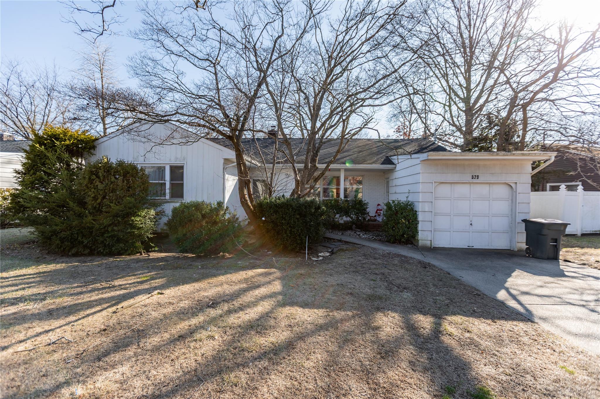 529 Hazel Drive, Woodmere, New York image 1