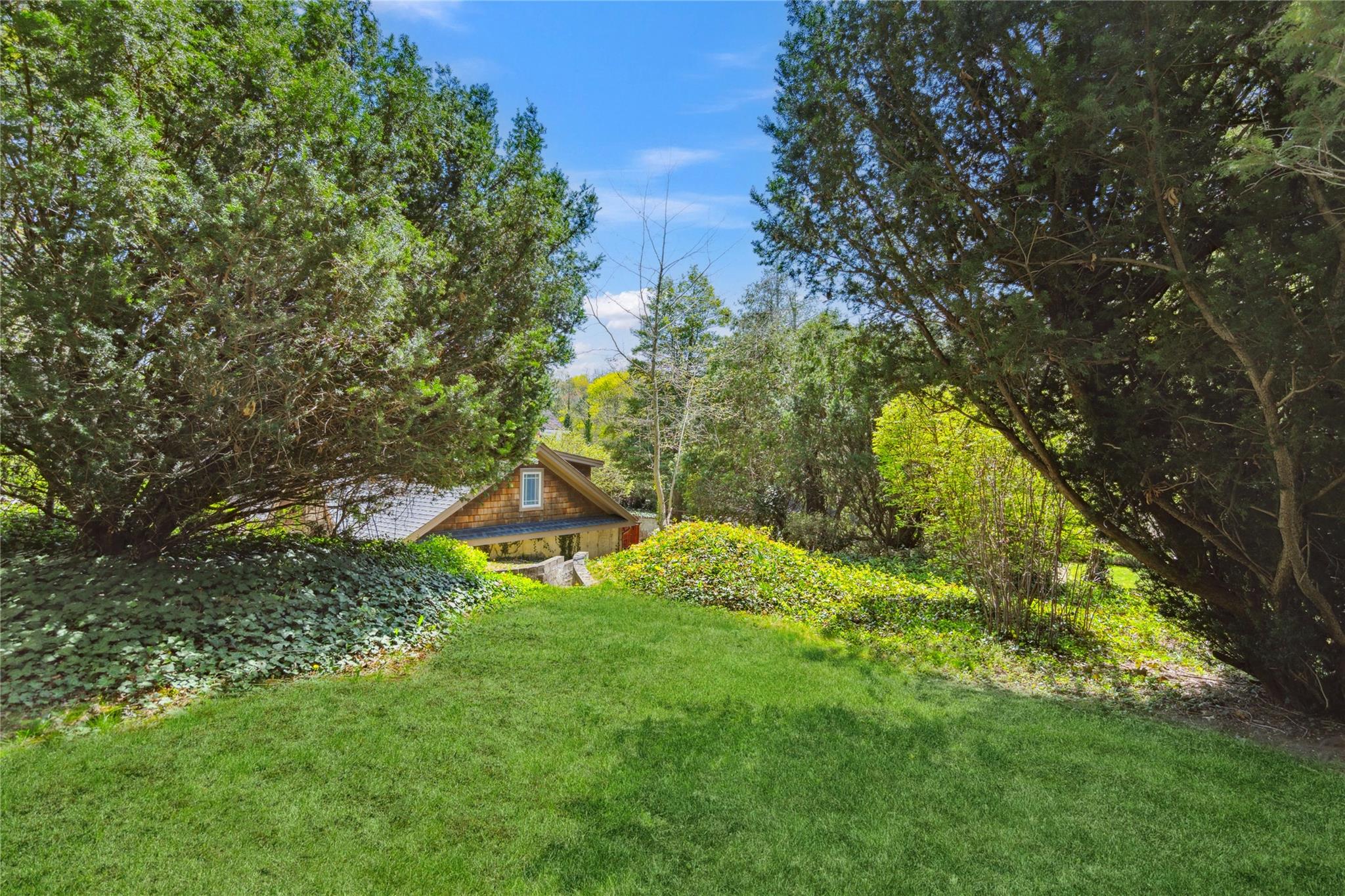 297 Buckram Road, Locust Valley, New York image 23