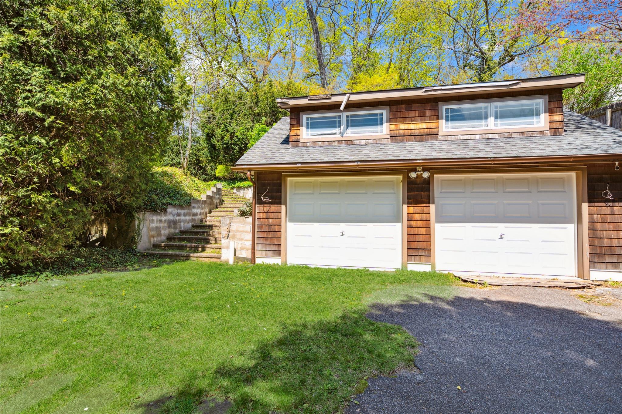 297 Buckram Road, Locust Valley, New York image 24