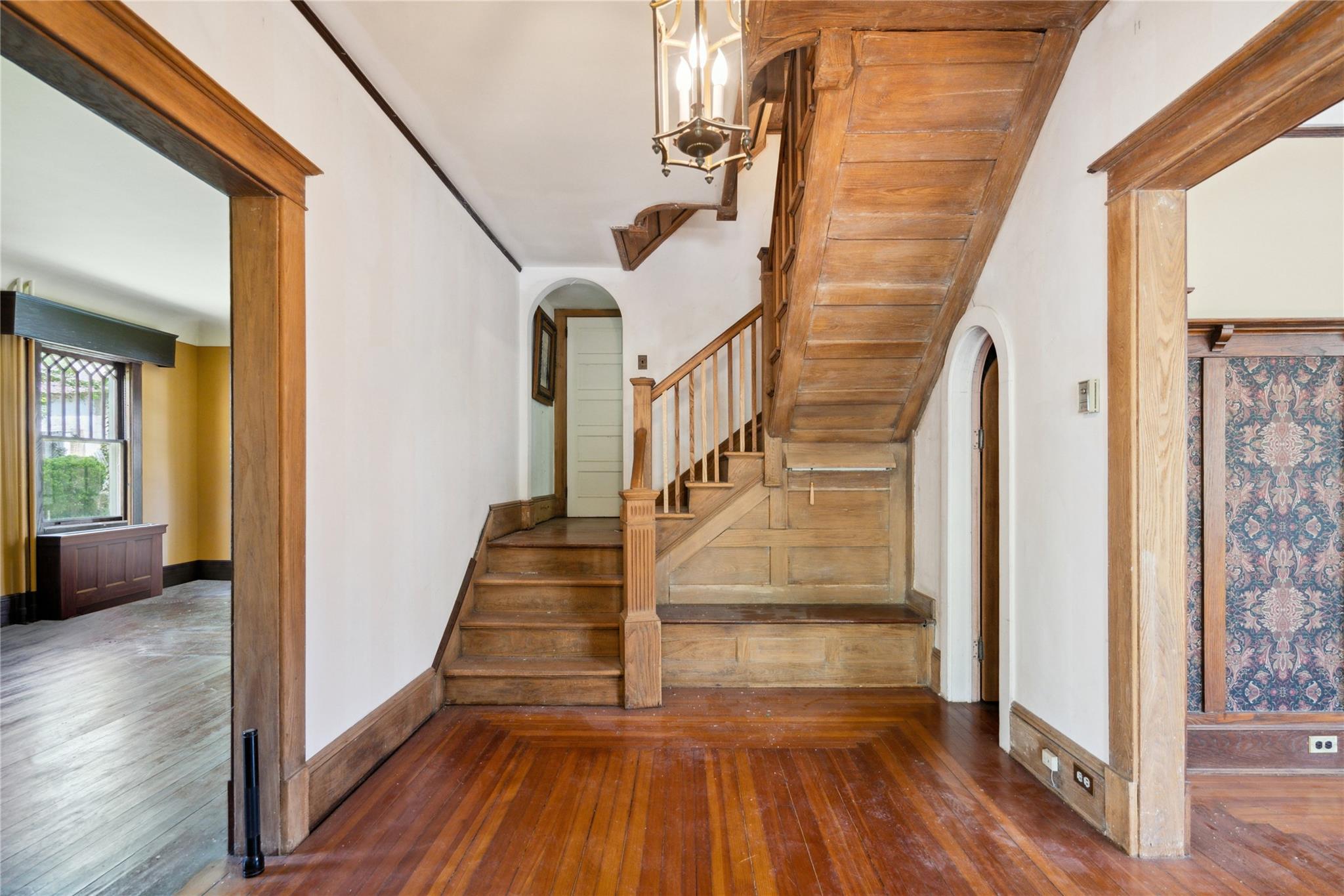 297 Buckram Road, Locust Valley, New York image 5
