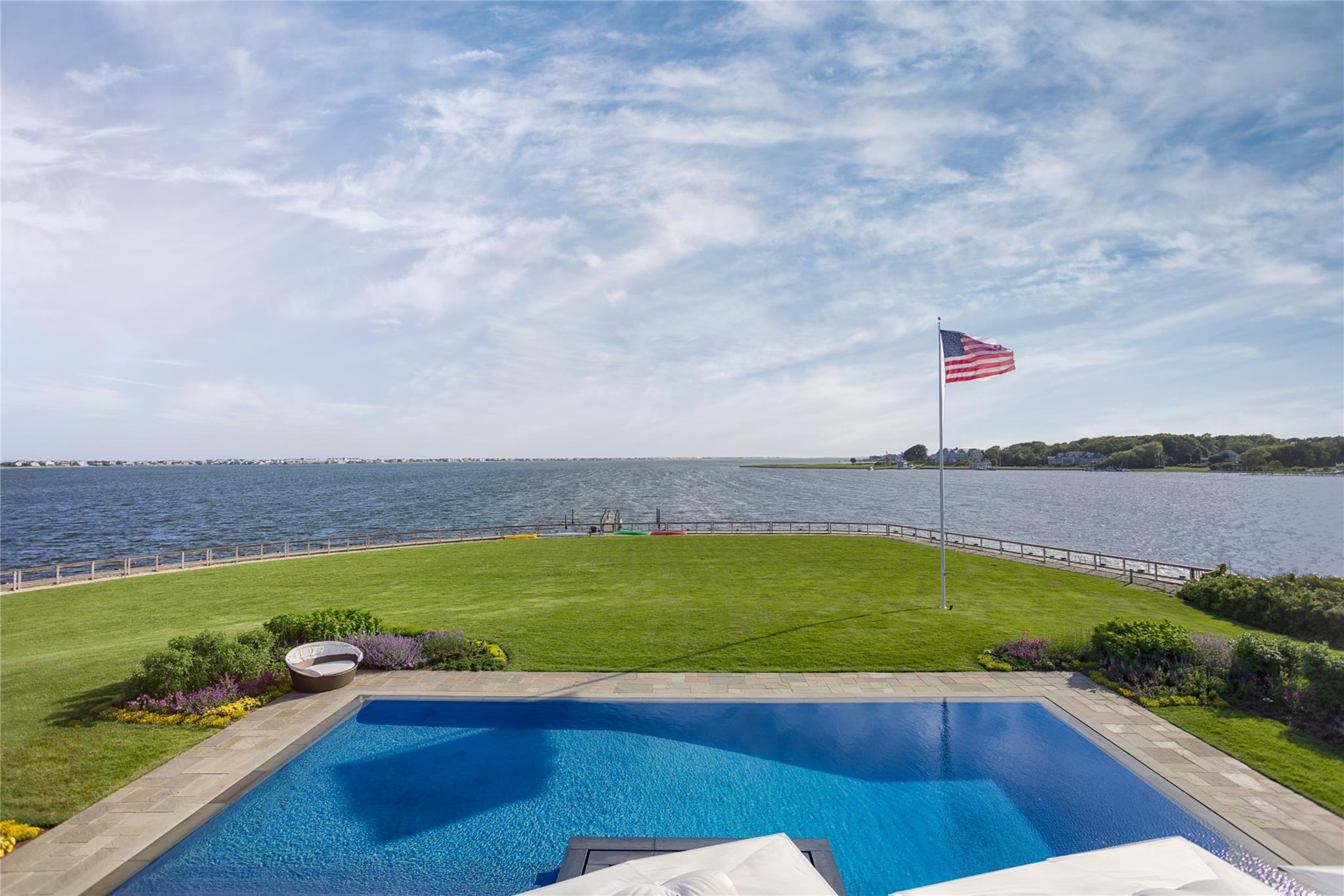 59 Shore Road