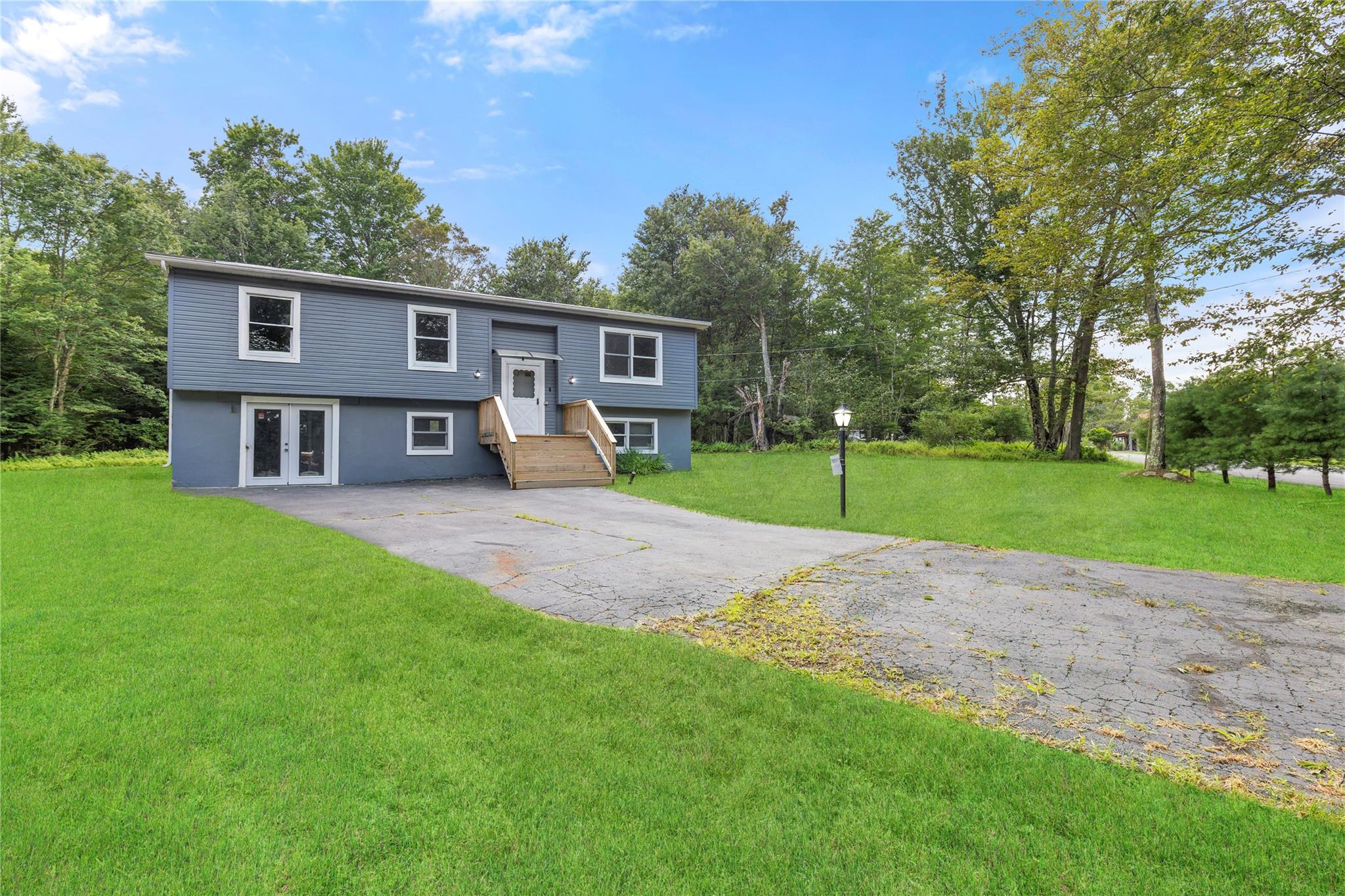 39 Dingle Daisy Road