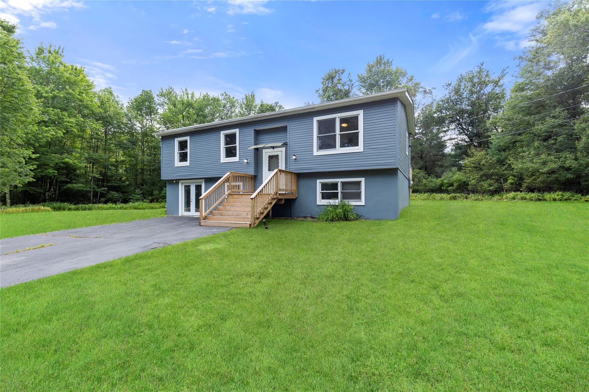 39 Dingle Daisy Road