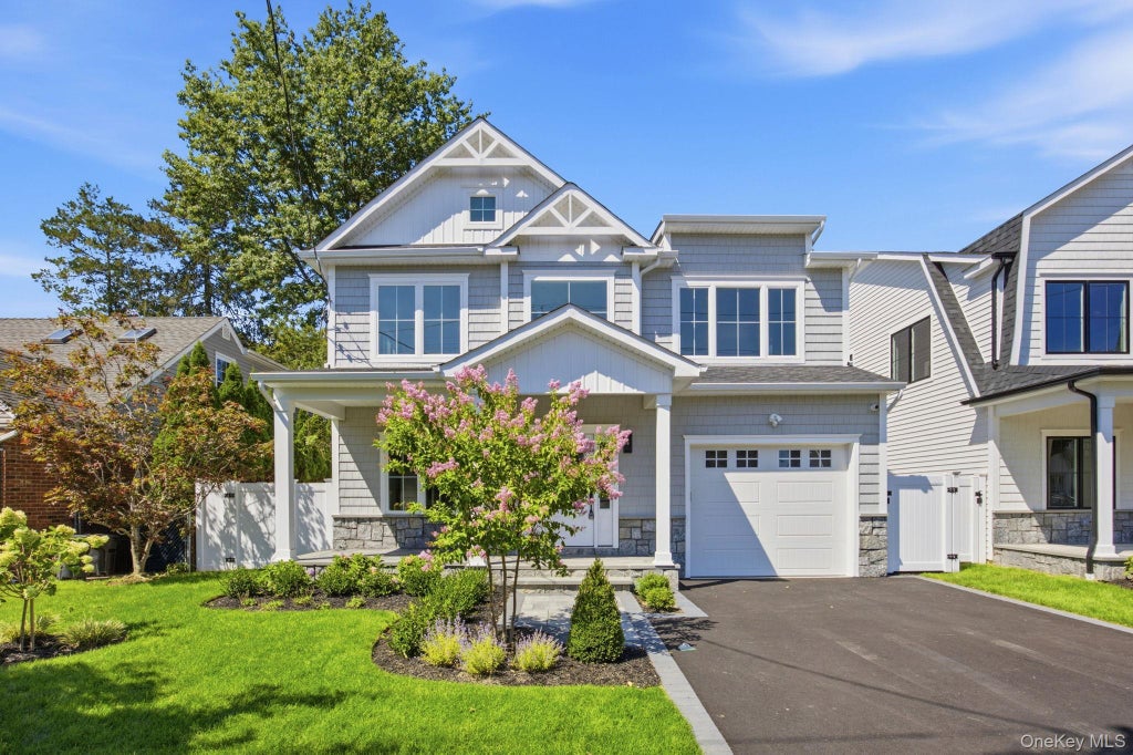 Photo of 404 Langley Avenue, West Hempstead, NY 11552 (MLS # 1059543)
